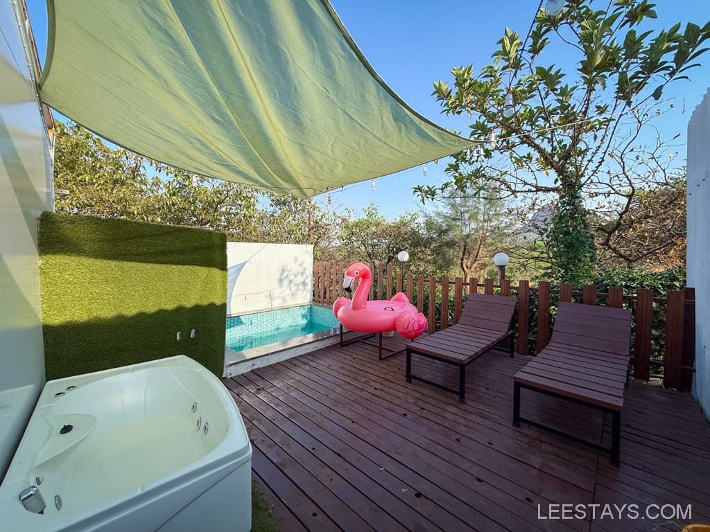 plunge pool cottage room near aamby valley Lonavala-09
